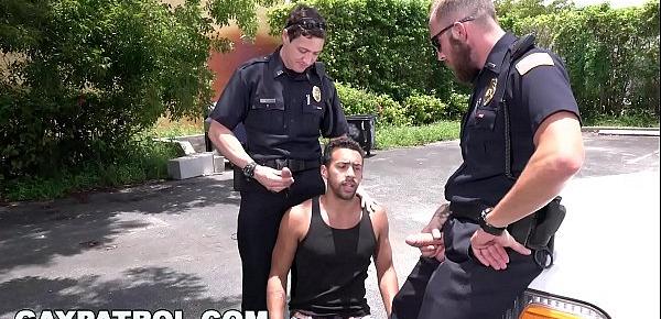  GAY PATROL - Happy Ending Massage Busted By Aggressive Cops